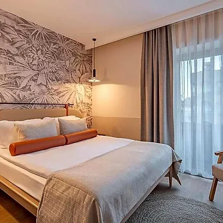 Oli And Aparthotel 4*