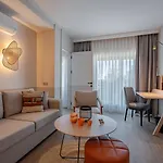 Oli And Aparthotel